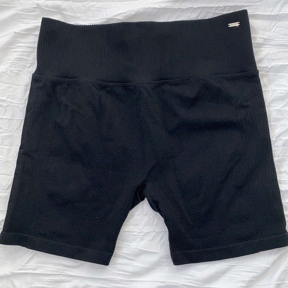 PINK high waisted biker short